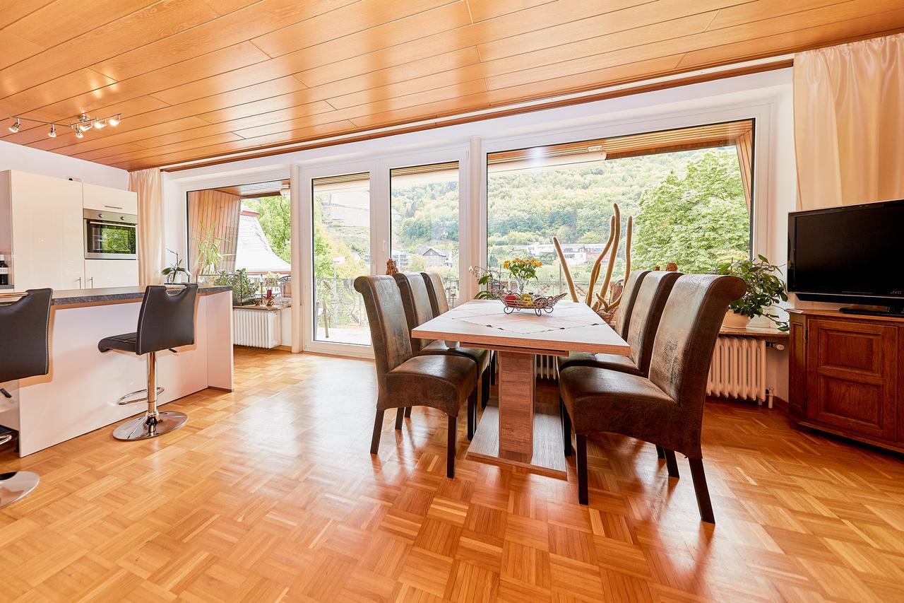 Ferienwohnung "Edeltrud Deluxe Moselblick" Bernkastel-Kues Esterno foto