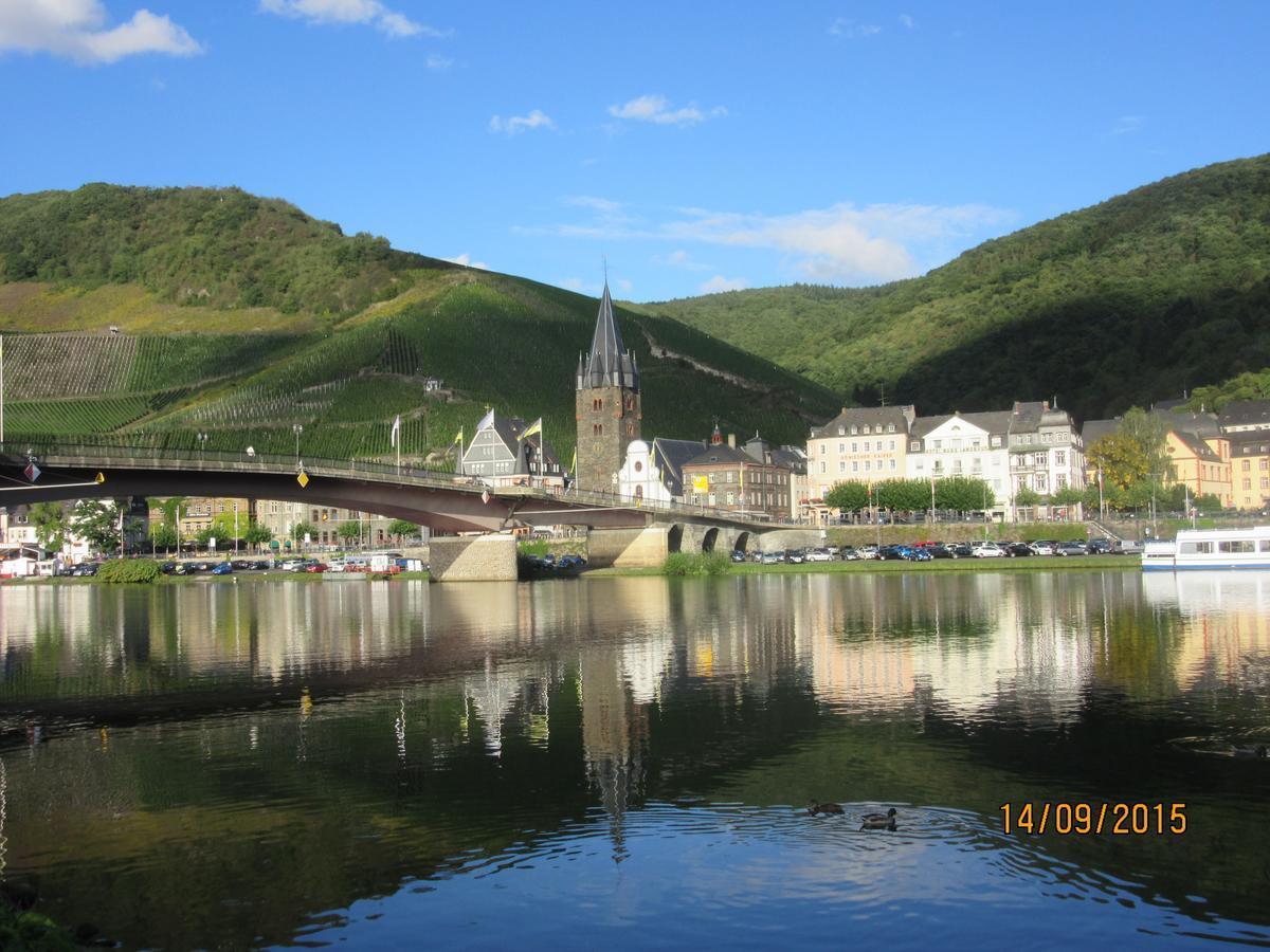 Ferienwohnung "Edeltrud Deluxe Moselblick" Bernkastel-Kues Esterno foto